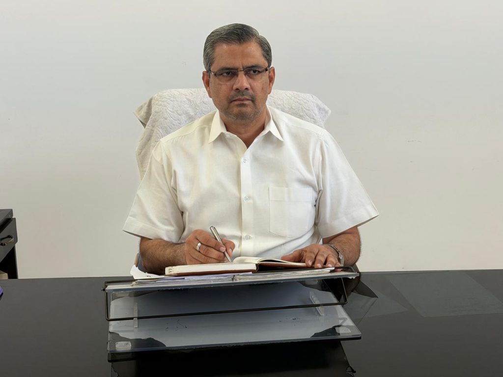 modern international group of college chairmen image